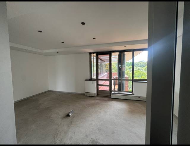 313M² OFFICE TO LET IN WOODMEAD